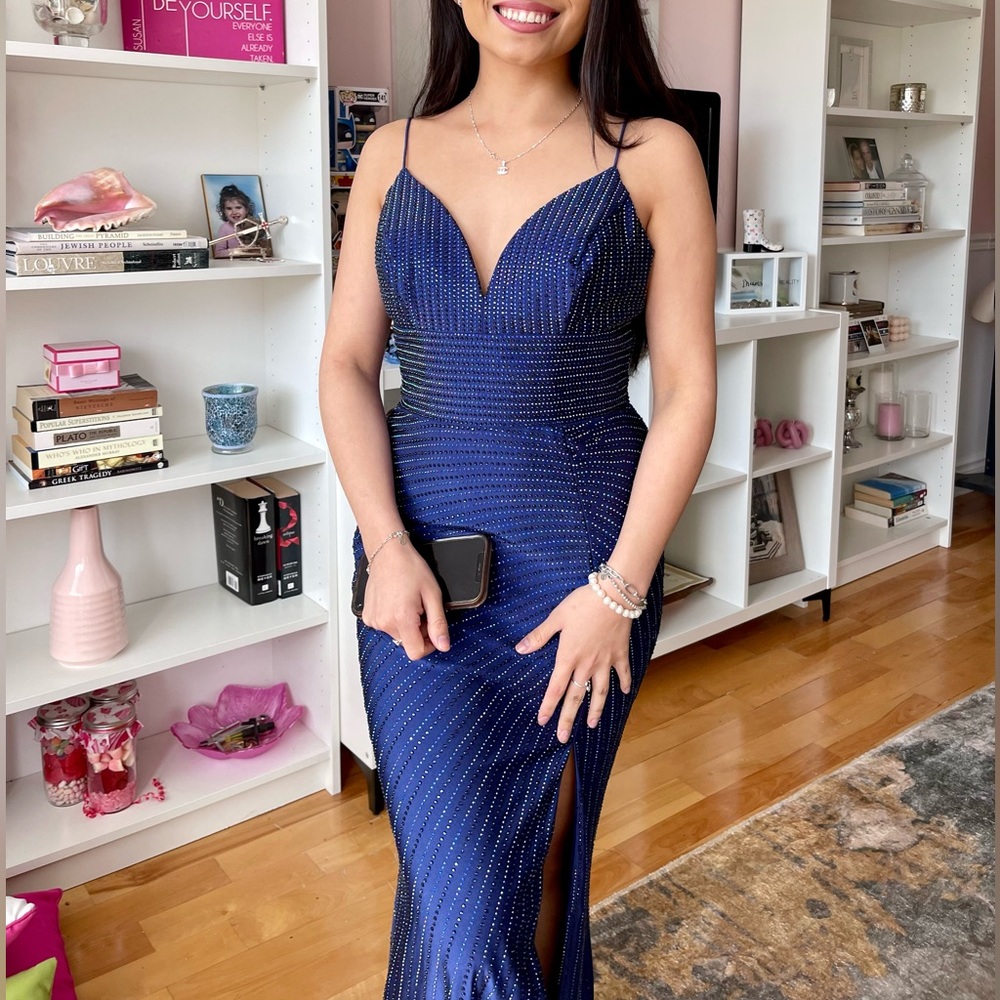1ÈRE AVENUE prom dress size 6, mermaid style